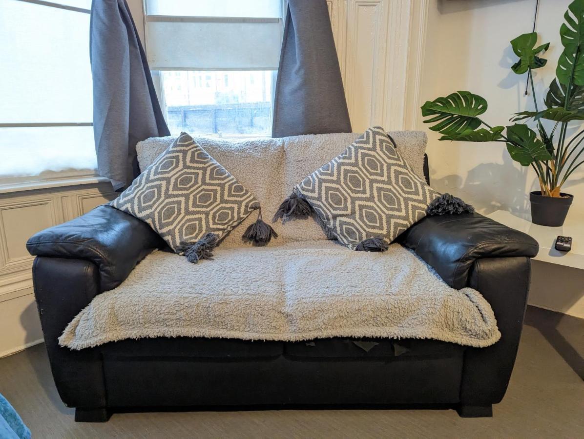 1 Bedroom Studio In A Supurb Area Of Cardiff Eksteriør billede